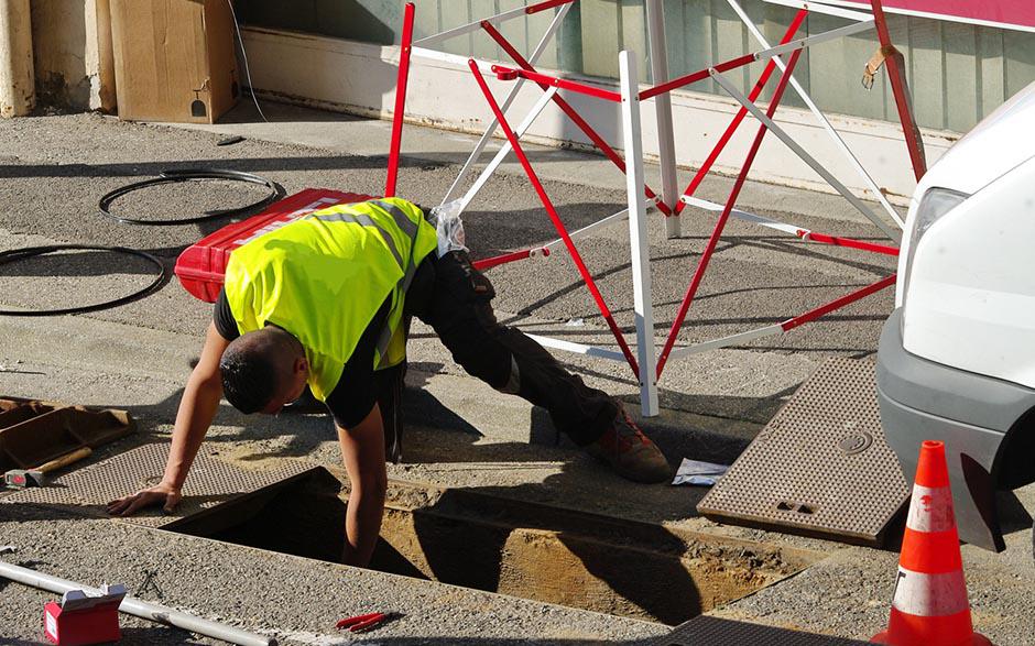 comment déboucher son wc Saint-Ouen